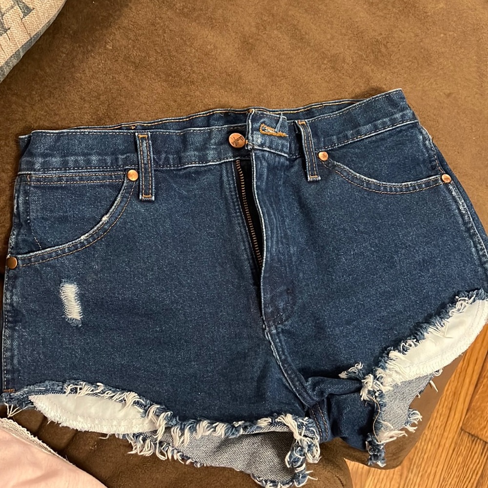 Wrangler cut off shorts